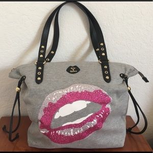 Juicy Couture Glitter Lip Tote ✨